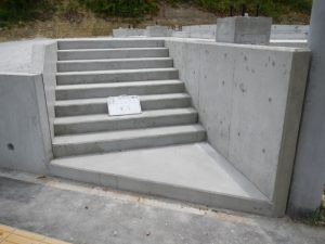コンクリート打設（階段施工例）